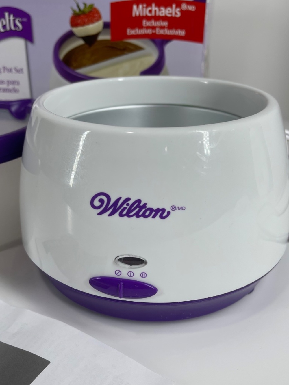 Wilton Candy Melting Pot with Extra Pot - Picture 9 of 11